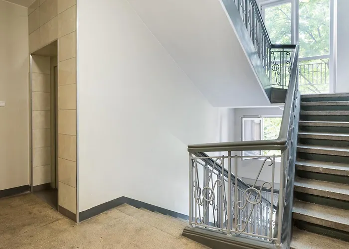 Dream By Bookinghost Warszawa